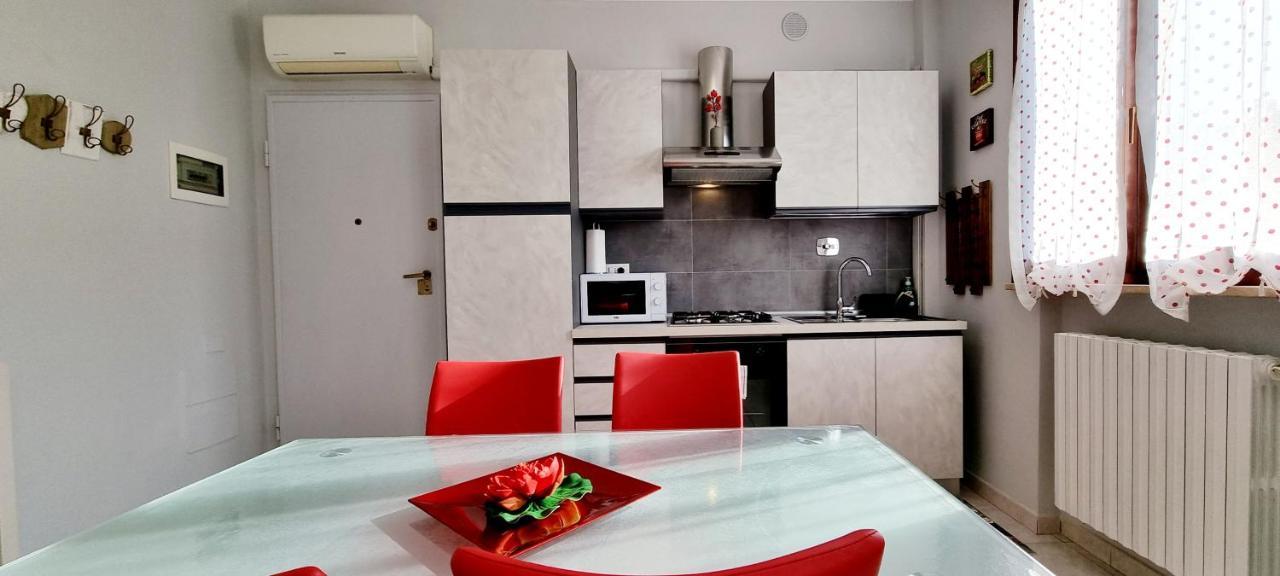 Guest Holiday Bari ريجّو إيميليا المظهر الخارجي الصورة